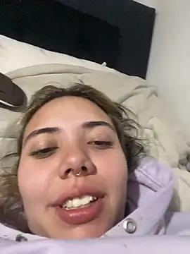 Snapshot of _ivyginger chatting on December 14, 11:09 pm ivyginger online show from December 14, 11:09 pm