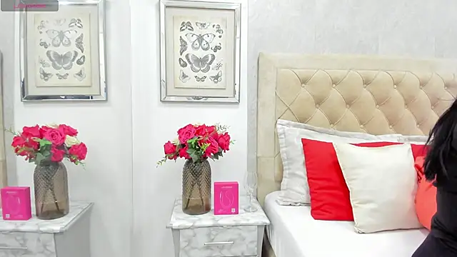 KimberlyBigBoobs online show from May 6, 10:59 pm