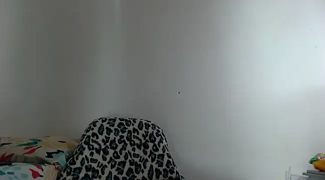 Snapshot of sexy_veryy_hot chatting on March 7, 7:52 am sexy veryy hot online show from March 7, 7:52 am