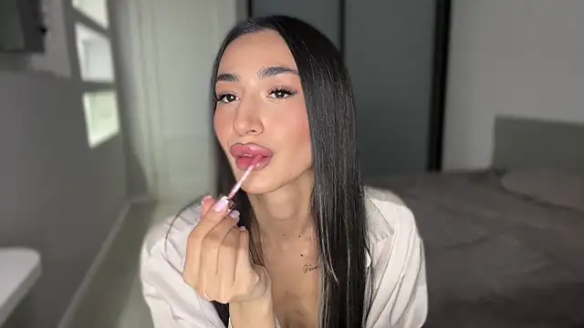 alissadreams online show from November 18, 4:22 pm