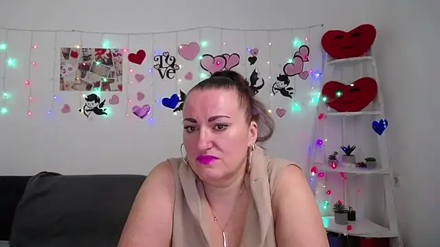 DianaMGG online show from March 6, 6:30 am