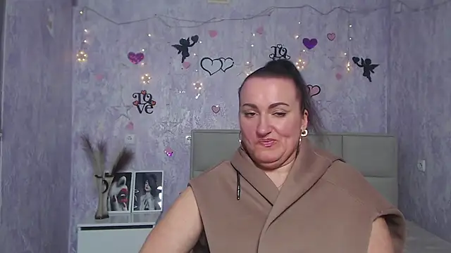 DianaMGG online show from March 9, 11:58 am