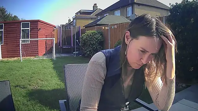 eatmypie69 online show from March 3, 11:05 am