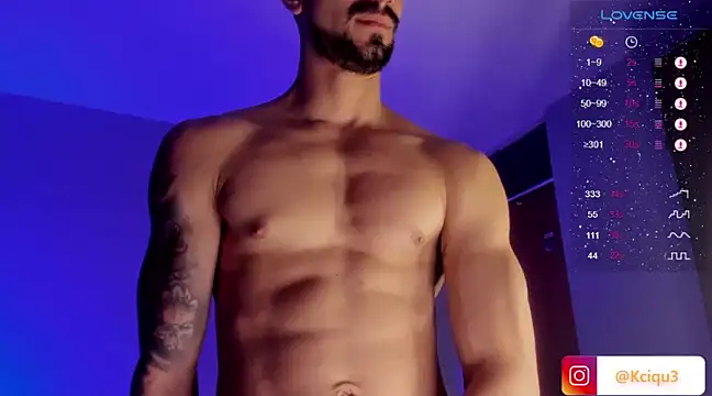 Snapshot of K_cique chatting on February 22, 3:45 am K cique online show from February 22, 3:45 am