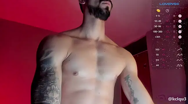 Snapshot of K_cique chatting on March 2, 9:43 pm K cique online show from March 2, 9:43 pm