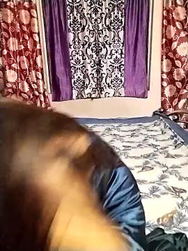 Snapshot of srijashemale chatting on February 25, 6:42 pm srijashemale online show from February 25, 6:42 pm