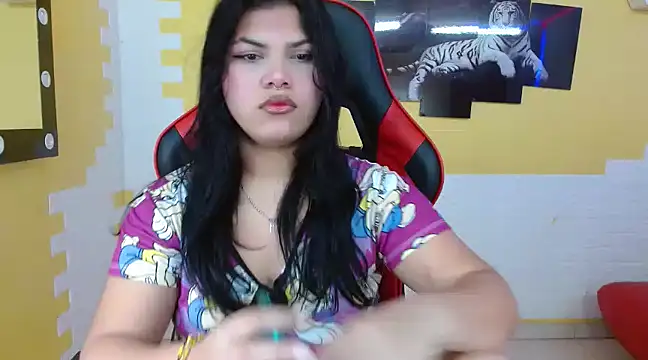 Snapshot of melany_rouse18 chatting on March 5, 4:57 pm melany rouse18 online show from March 5, 4:57 pm