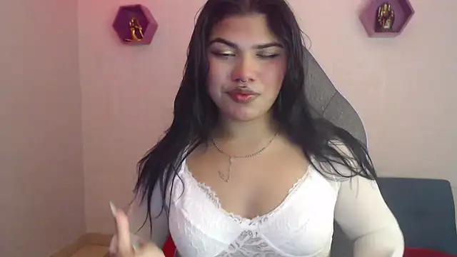 Snapshot of melany_rouse18 chatting on March 23, 2:04 am melany rouse18 online show from March 23, 2:04 am