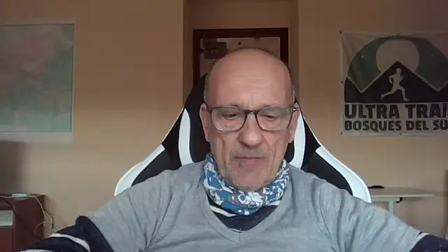 llopaco online show from February 9, 11:03 am