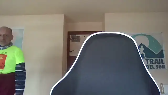 llopaco online show from March 10, 11:15 am