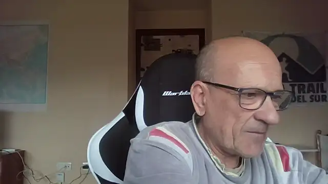 llopaco online show from April 12, 9:03 am