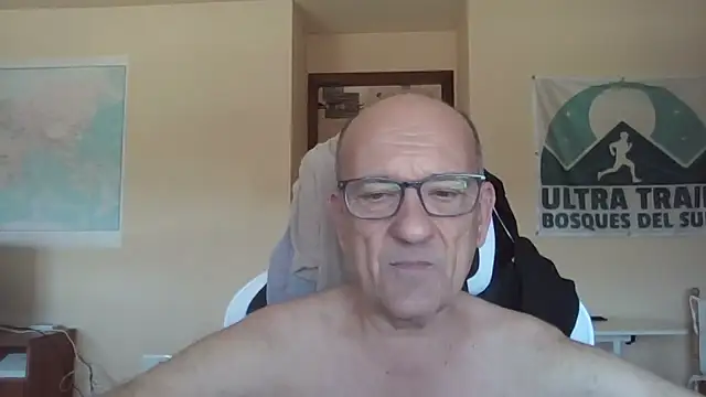 llopaco online show from April 19, 10:25 am