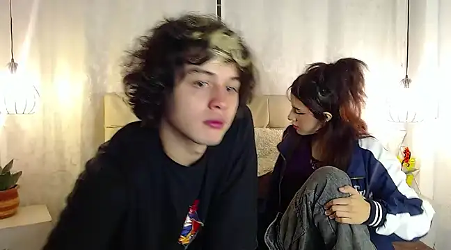 Snapshot of fyreandfox_ chatting on March 5, 7:27 pm fyreandfox  online show from March 5, 7:27 pm