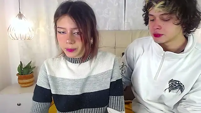 Snapshot of fyreandfox_ chatting on March 17, 7:48 pm fyreandfox  online show from March 17, 7:48 pm