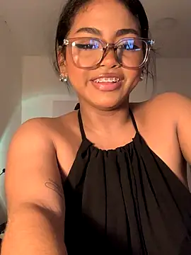 Snapshot of Dahiana_Giil chatting on September 23, 7:11 am Dahiana Giil online show from September 23, 7:11 am