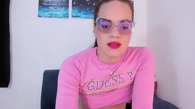 Snapshot of Baby_Asshley chatting on March 6, 5:33 pm Baby Asshley online show from March 6, 5:33 pm