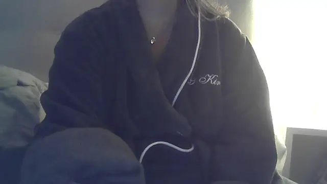 Snapshot of sizha6 chatting on September 11, 7:41 am sizha6 online show from September 11, 7:41 am