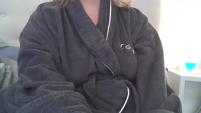 Snapshot of sizha6 chatting on September 30, 9:36 am sizha6 online show from September 30, 9:36 am