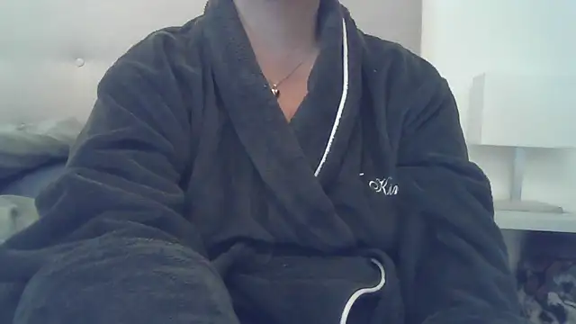 Snapshot of sizha6 chatting on October 3, 8:44 am sizha6 online show from October 3, 8:44 am