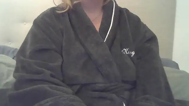 Snapshot of sizha6 chatting on October 15, 4:45 am sizha6 online show from October 15, 4:45 am