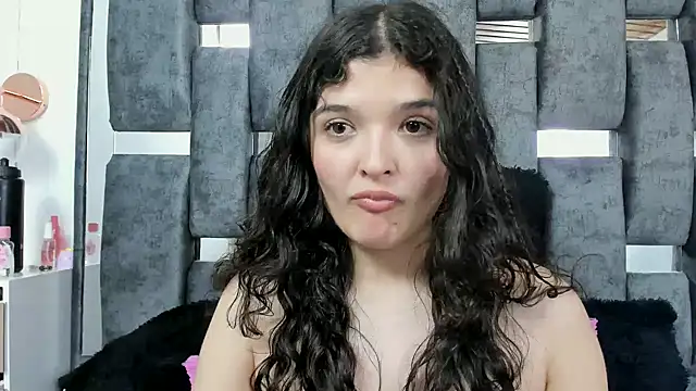 Snapshot of ARTEMISAKIM chatting on October 10, 3:33 pm ARTEMISAKIM online show from October 10, 3:33 pm