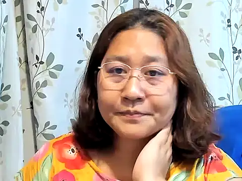 Snapshot of hotchubby88 chatting on September 26, 6:17 am hotchubby88 online show from September 26, 6:17 am