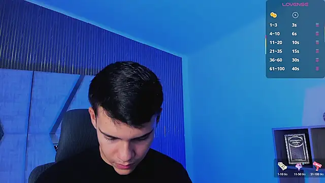 JacobRoberts1 online show from October 21, 8:20 pm