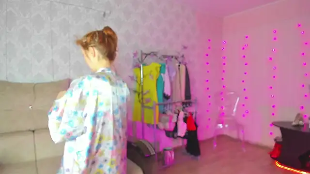 Snapshot of xeva_angelx chatting on October 30, 12:56 am xeva angelx online show from October 30, 12:56 am