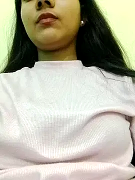 Snapshot of Aaradhna-hoy chatting on February 28, 11:58 am Aaradhna-hoy online show from February 28, 11:58 am