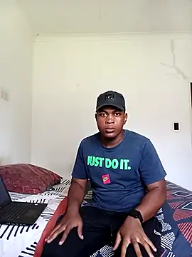 Snapshot of bosszonke123 chatting on March 6, 1:14 pm bosszonke123 online show from March 6, 1:14 pm