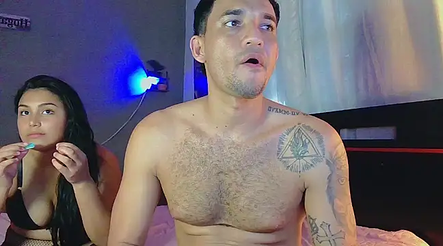 Snapshot of Reina_paola chatting on February 27, 6:20 pm Reina paola online show from February 27, 6:20 pm