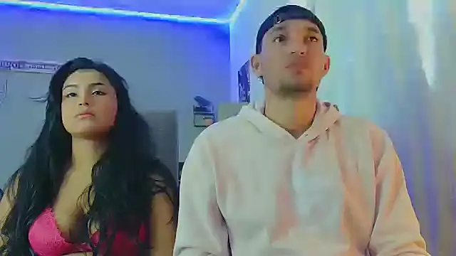 Snapshot of Reina_paola chatting on March 6, 2:08 pm Reina paola online show from March 6, 2:08 pm