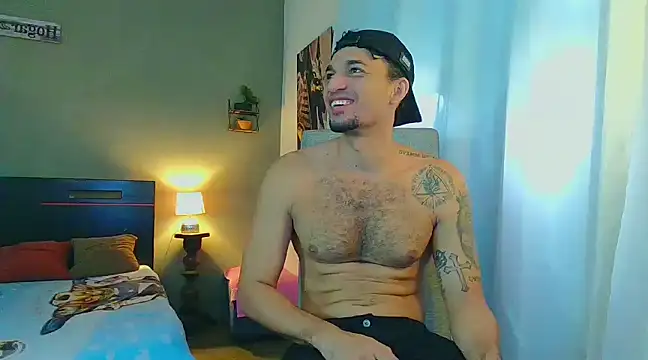 Snapshot of Reina_paola chatting on March 19, 1:51 pm Reina paola online show from March 19, 1:51 pm