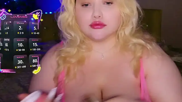 kali rosess online show from February 7, 8:34 pm
