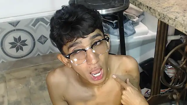 Martin Linares online show from March 8, 4:28 pm