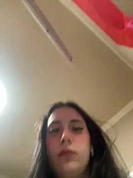 sexymelli18 online show from March 27, 6:18 pm