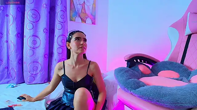 Peach Rose  online show from March 1, 1:32 am