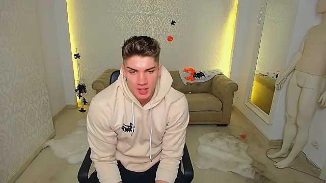 MaxKaiden online show from October 29, 5:53 am