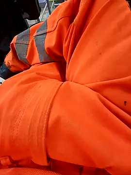 Eusuntnoulgigolo online show from February 10, 8:18 am