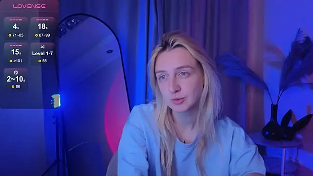 Snapshot of aishiro chatting on September 11, 12:49 pm aishiro online show from September 11, 12:49 pm