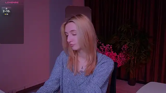 Snapshot of aishiro chatting on December 1, 1:38 pm aishiro online show from December 1, 1:38 pm