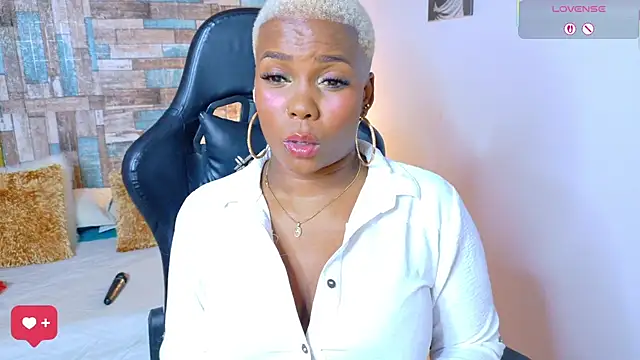 DashaSousaa online show from April 9, 1:16 am