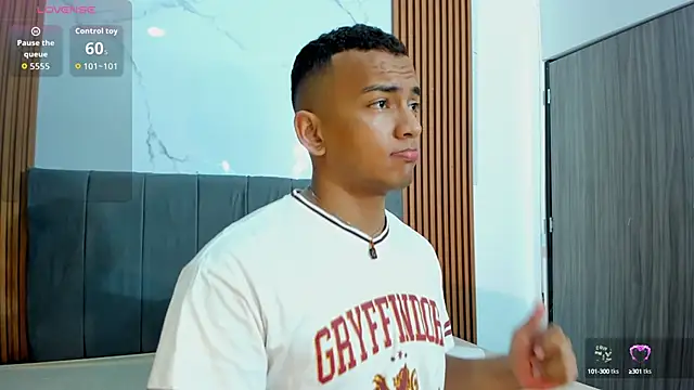 Rafa2004Cruz online show from September 30, 11:48 am