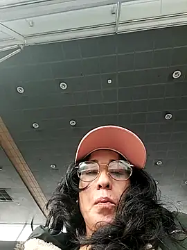 Coeur de luxure online show from March 2, 12:32 pm