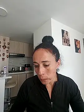 Coeur de luxure online show from September 25, 7:28 pm