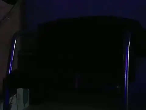 Snapshot of PreetyKitten chatting on November 5, 12:27 pm PreetyKitten online show from November 5, 12:27 pm