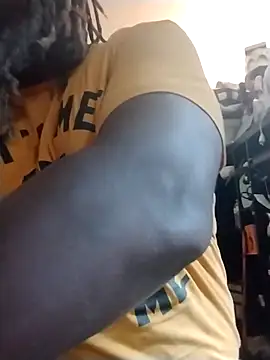 Snapshot of KingSlim56 chatting on October 1, 7:42 pm KingSlim56 online show from October 1, 7:42 pm