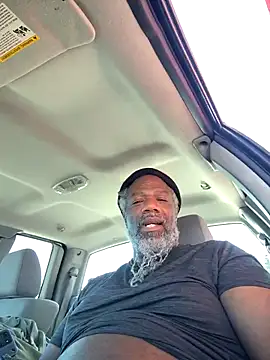 Snapshot of KingSlim56 chatting on October 13, 7:03 pm KingSlim56 online show from October 13, 7:03 pm