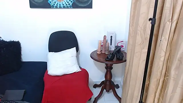 Maduragins hot online show from October 2, 11:06 am