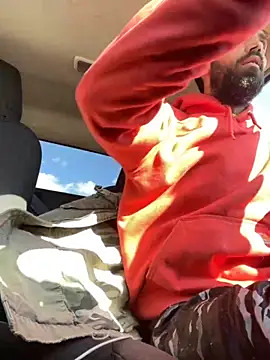 QueenM3 online show from October 8, 3:42 pm